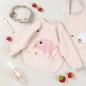 BABERO CON BOLSILLO Y MANGAS TINY FARM ROSA