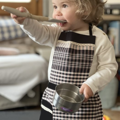 DELANTAL INFANTIL + PAÑUELO TOAST KIDS 2